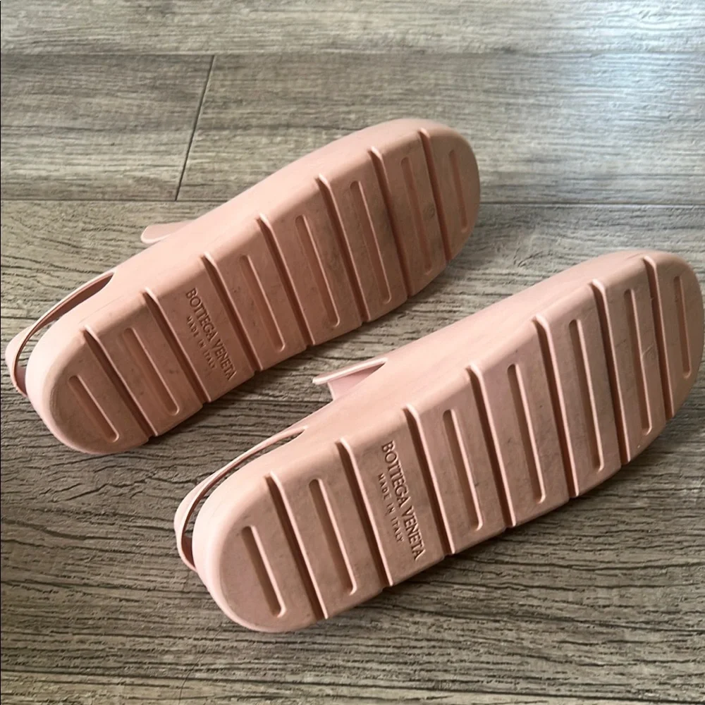 Bottega Veneta  Pink Clogs - Picture 11 of 14
